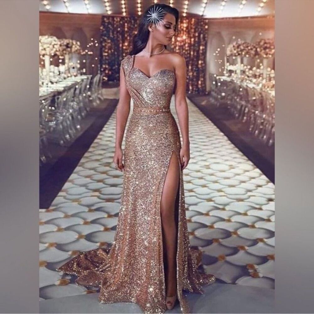 NWT Rose Gold One-Shoulder Sweep/Brush Train Beading Sequins Dresses